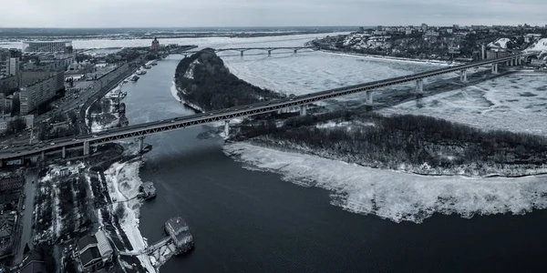 Eine Brücke Über Die Wolga Frühling Einem Bewölkten Tag Nischni — Stockfoto