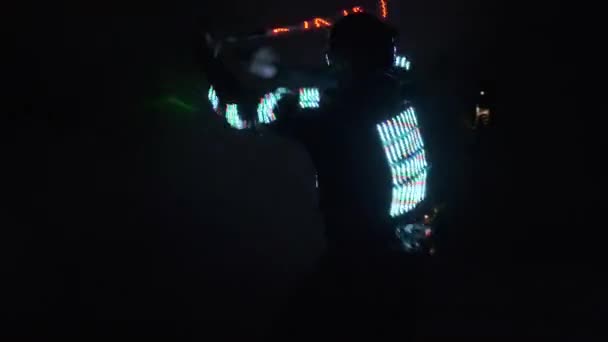 Desempenho Show Laser Dançarinos Ternos Com Lâmpada Led Festa Noturna — Vídeo de Stock
