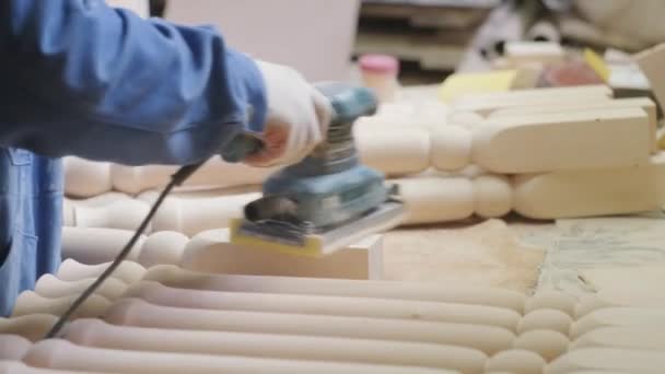 Carpintero Maneja Productos Madera Trabajar Taller Carpintería Producción Muebles — Vídeo de stock