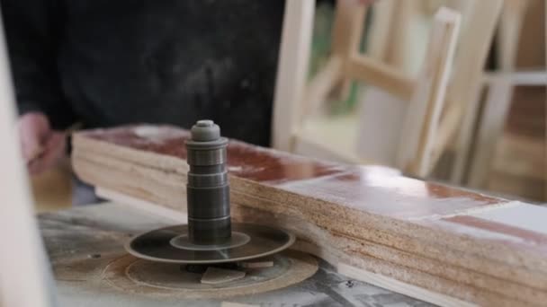 Stolarka Obsługuje Wyroby Drewniane Praca Stolarni Produkcja Mebli — Wideo stockowe