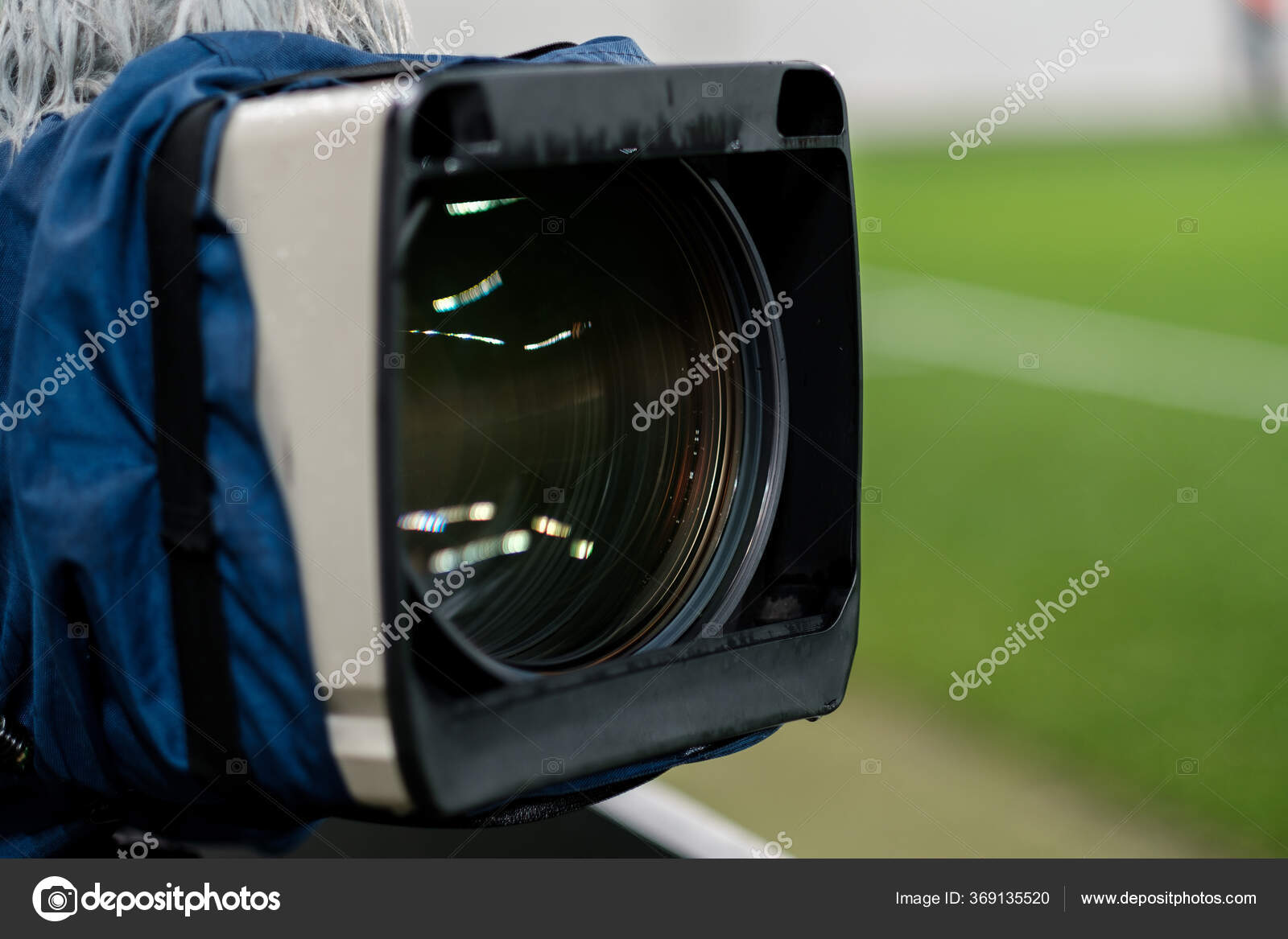 Professional Camcorder Stadium Broadcasting Football Match Live — Stock Photo © Mykhaylo 369135520