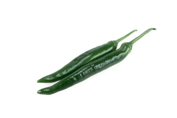 Verse Groene Chili Pepers Geïsoleerd Witte Achtergrond — Stockfoto