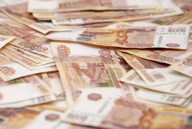 Beş bin rublelik banknotların arka planı.. 