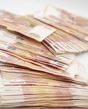 Beş bin rublelik banknotların arka planı.. 