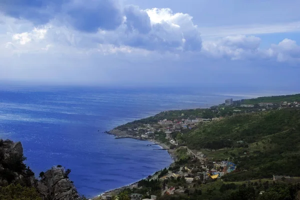 Tropikal mavi deniz ve ada — Stok fotoğraf