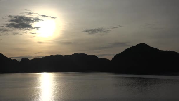 Fabulosamente Hermosas Montañas Orillas Isla Komodo — Vídeos de Stock