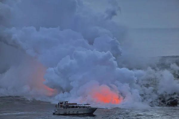 Lava Calda Del Vulcano Hawaiano Kilauea Sfocia Nelle Acque Dell — Foto Stock