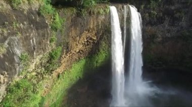 Kauai Hawaii Adası şelaleler