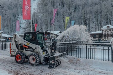 Rosa Khutor, Sochi, Rusya, 17 Aralık 2016: Kar kaldırma araba