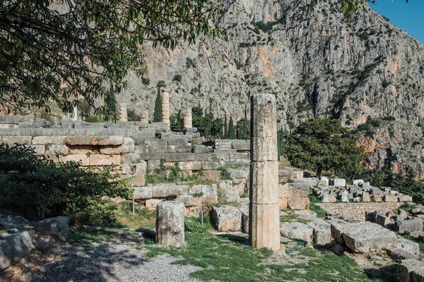 Delphi, Greece, November 19, 2019: the most important ancient Greek temple and oracle of Apollo — Stock Photo, Image