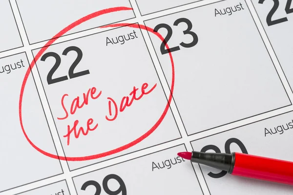 Salve a data escrita em um calendário - 22 de agosto — Fotografia de Stock