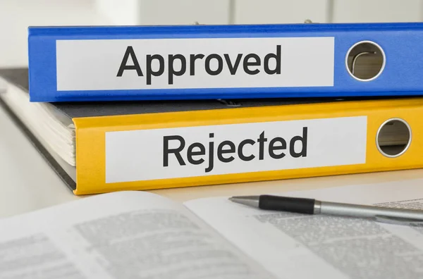 Folders with the label Approved and Rejected — Stock Photo, Image