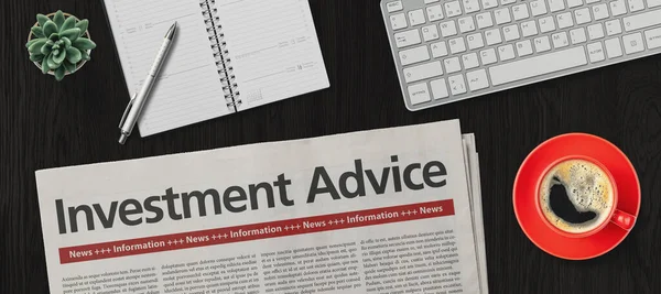 Newspaper Desk Investment Advice — Stock Photo, Image