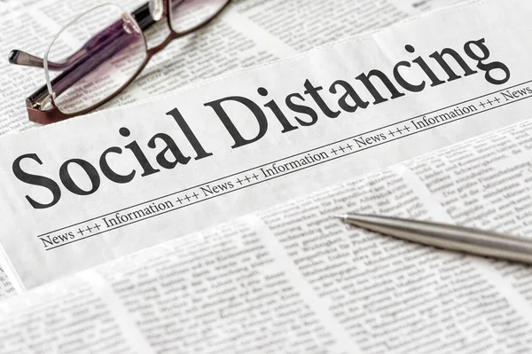 Periódico Con Titular Social Distancing — Foto de Stock