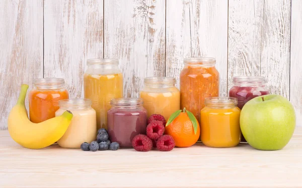 Fruit smoothies for baby — Stock Photo, Image
