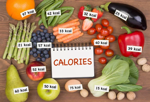 Buah Dan Sayuran Dengan Label Kalori — Stok Foto