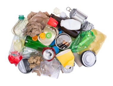 Beyaz arka plan üzerinde üstten görünüm izole atık yığını