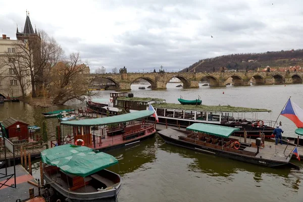 Tjeckien Prag Jan 2018 Prags Historiska Centrum Med Karlsbron Floden — Stockfoto