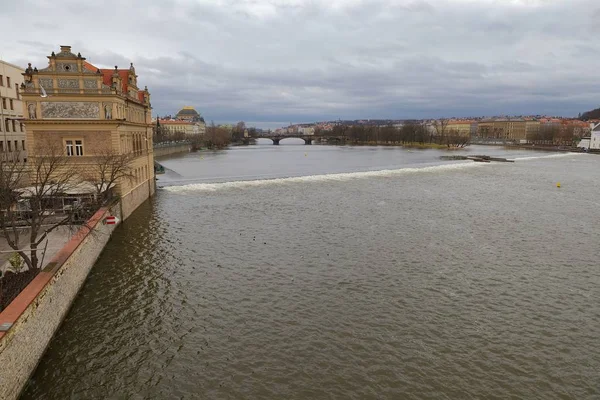 Vista Teatro Nacional Praga Com Rio Vltava República Checa — Fotografia de Stock