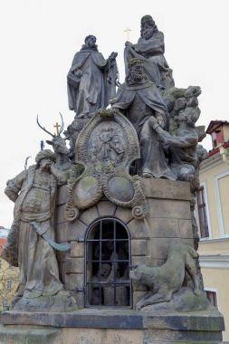 Aziz John of Matha, Felix Valois ve Charles Köprüsü'nde Prag, Çek Cumhuriyeti Ivan heykelleri