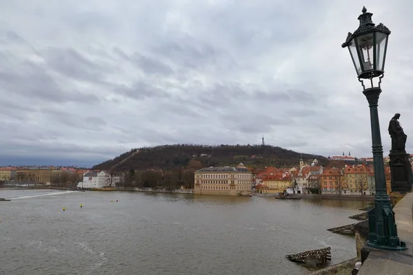 Vista Petrin Hill Barrio Pequeño Río Moldava Praga República Checa —  Fotos de Stock