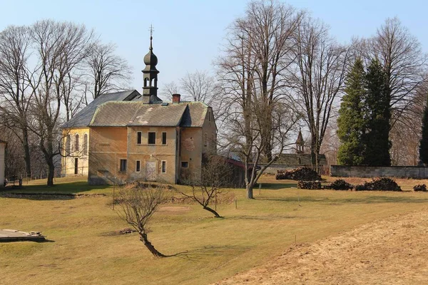 Kirche Dorf Snezna Tschechische Republik — Stockfoto