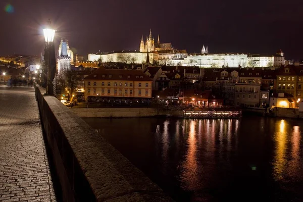 Praag Tsjechische Republiek Maart 2017 Vitus Cathedral Praagse Burcht Nacht — Stockfoto