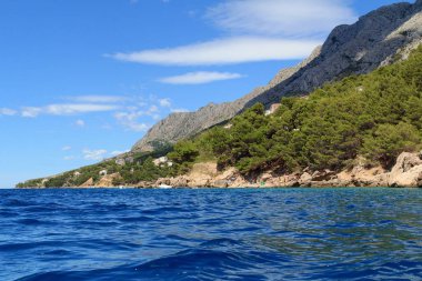Biokovo Dağları ile Güney Dalmaçya Hırvatistan Adriyatik Denizi'nin güzel manzara
