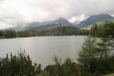 Yüksek Tatras dağlar-trbsk Pleso Köyü Ulusal parkta Slovakya görünümünü