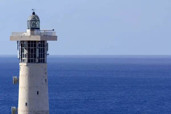 Phare sur une plage à Morro Jable, Fuerteventura- Îles Canaries — Photo