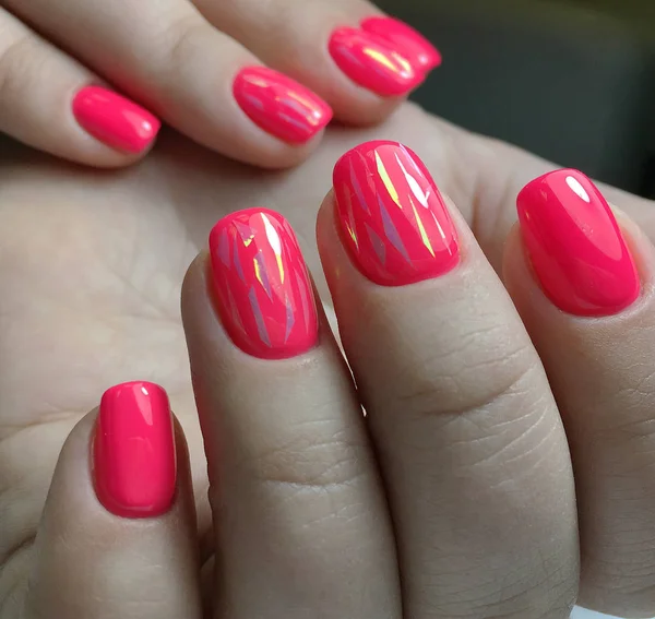 rose magenta glass nails for woman in beauty salon