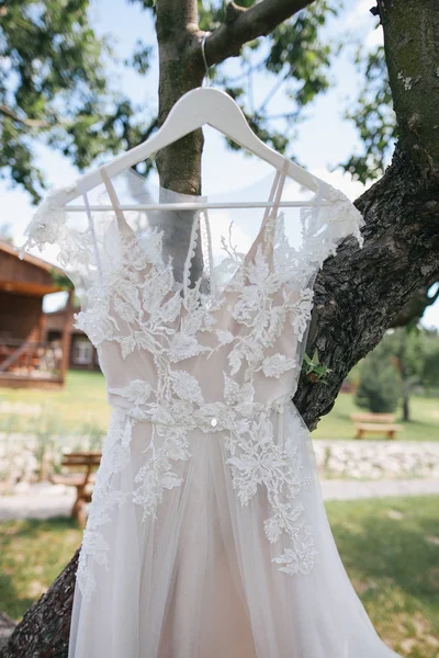 Vestido de noiva — Fotografia de Stock