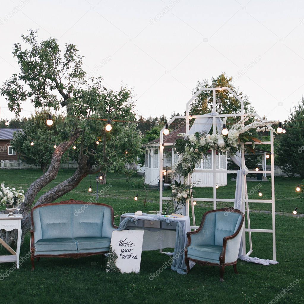 wedding arch