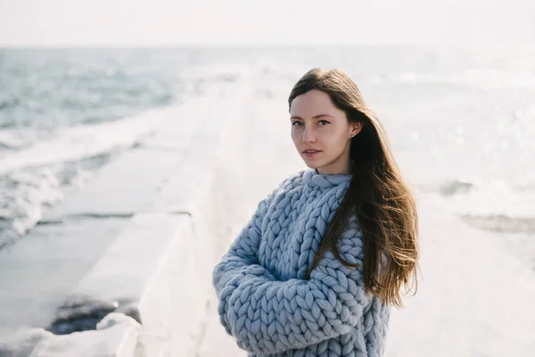 Young girl — Stock Photo