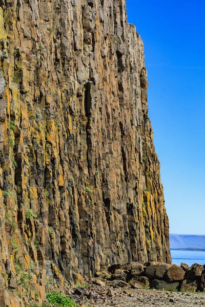 Sugandisey l'isola di basalto vicino stykkisholmur iceland — Foto Stock