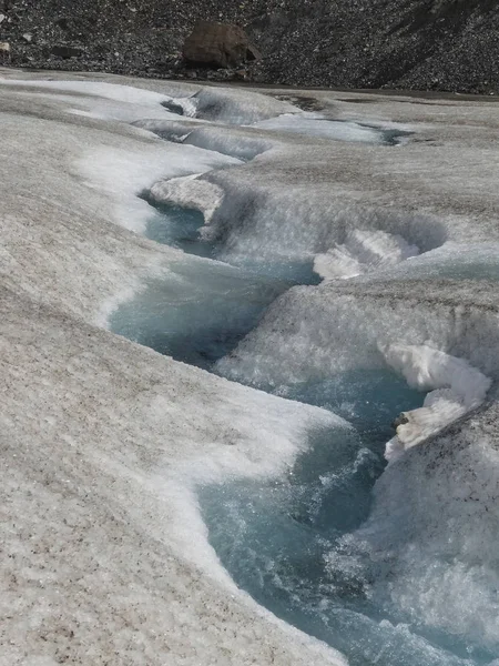 Athabasca glacier adlı columbia icefield japser Milli Parkı — Stok fotoğraf