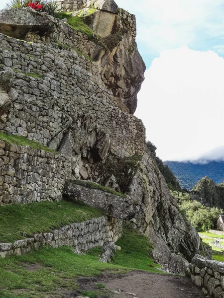 Blick auf die antike Inka-Stadt Machu Picchu — Stockfoto