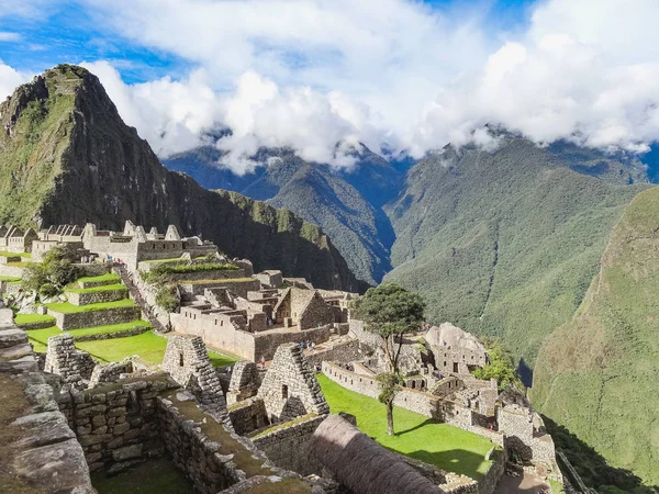 View of the ancient inca city of machu picchu — Stock Photo, Image