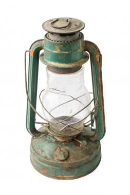 İzole beyaz bir arka plan üzerinde eski bir vintage yeşil rustik gaz lambası