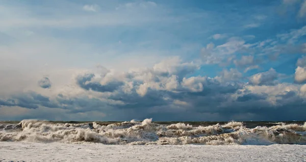 Sea Waves Breaking Shore — Stock Photo, Image