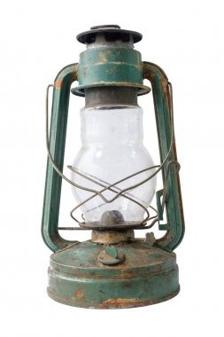 İzole beyaz bir arka plan üzerinde eski bir vintage yeşil rustik gaz lambası