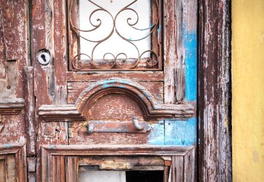 Eski vintage kapı detay üzerinde kırık boya