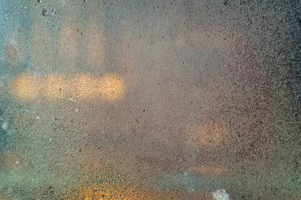 Kondenzáció és esőcseppek a vizes üveg ablakán — Stock Fotó