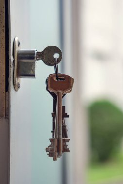 Anahtar deliğindeki anahtar