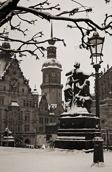 Dresden, uhrturm Stockfoto