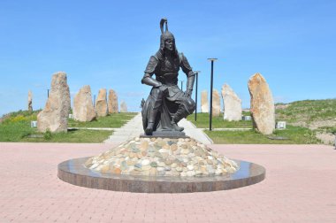 Eski bir savaşçı bir anıt. 