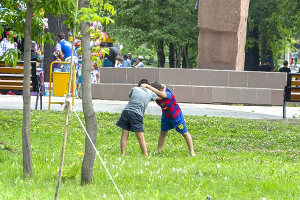 Abakan Russia 2019 Teenagers Wrestling Grass Park — стоковое фото