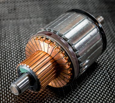 Otomotiv jeneratör armatürü üzerinde karbon fiber