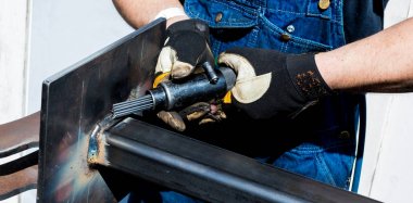 Çelik işçisi son dakika uzakta cüruf mükemmel spiral kaynak--dan kaynak