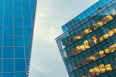 iki ofis binaları